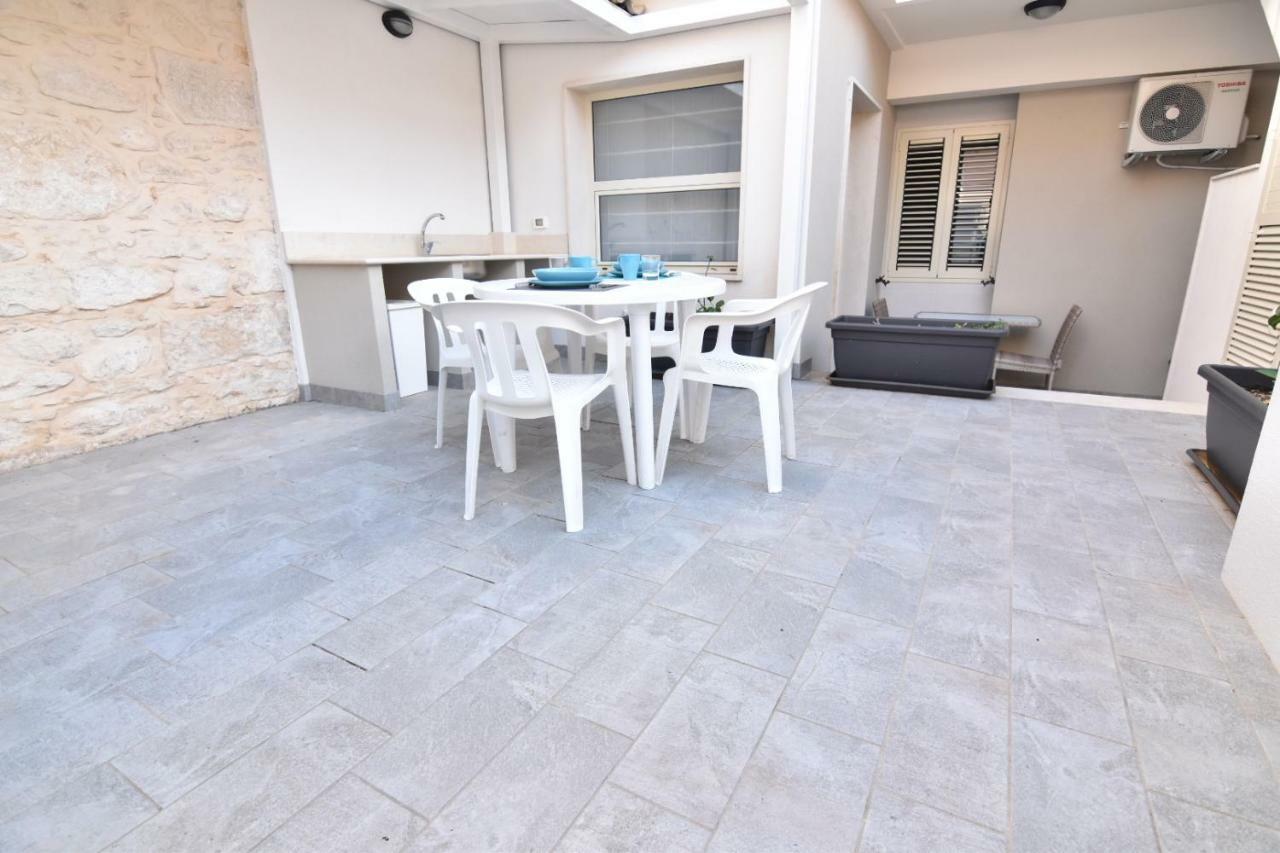 The Three Diamonds Of Marina Di Ragusa Buitenkant foto